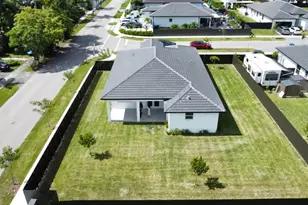 29193 SW 166th Ave, Homestead, FL 33030 - Photo 3