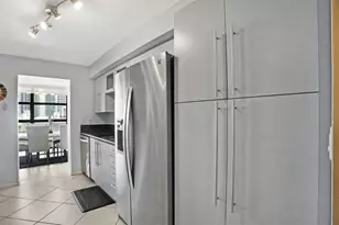 200 Leslie Dr, Hallandale Beach, FL 33009 - Photo 15