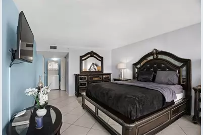 200 Leslie Drive #915, Hallandale Beach, FL 33009 - Photo 21