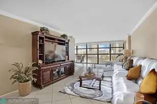 200 Leslie Dr, Hallandale Beach, FL 33009 - Photo 13