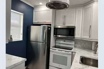 3505 NW 48th Avenue #507-N, Lauderdale Lakes, FL 33319 - Photo 3