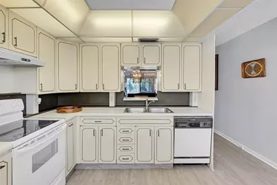 2504 Antigua Terrace #J3, Pompano Beach, FL 33066 - Photo 17