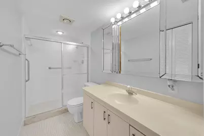 2504 Antigua Terrace #J3, Pompano Beach, FL 33066 - Photo 15