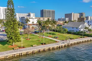 821 N Riverside Dr, Pompano Beach, FL 33062 - Photo 97
