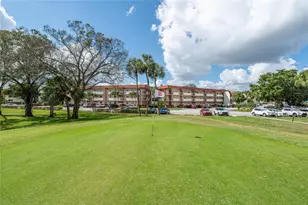 411 S Hollybrook Dr, Hollywood, FL 33025 - Photo 19