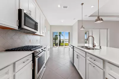 10390 Northbrook Circle, West Palm Beach, FL 33412 - Photo 5