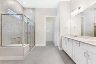 10390 Northbrook Cir, West Palm Beach, FL 33412 - Photo 9