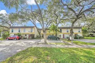 3300 Atlanta St, Hollywood, FL 33021 - Photo 3