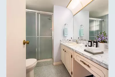 9460 Sunrise Lake Boulevard #212, Sunrise, FL 33322 - Photo 17