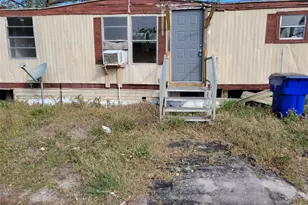 47 Palm Cir, Avon Park, FL 33825 - Photo 1