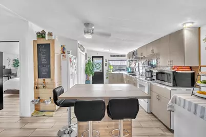 5520 NW 203rd, Miami Gardens, FL 33055 - Photo 11