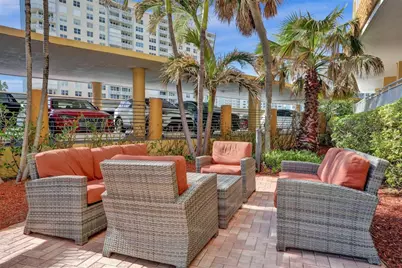 328 N Ocean Boulevard #101, Pompano Beach, FL 33062 - Photo 23