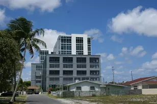 224 SE 9th Ct, Hallandale Beach, FL 33009 - Photo 7