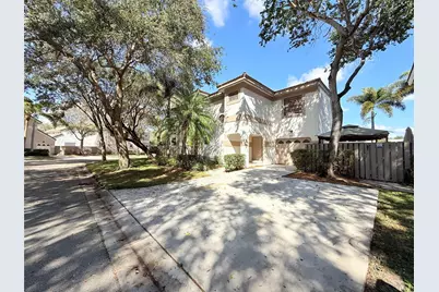 10661 NW 17th Place #10661, Plantation, FL 33322 - Photo 1