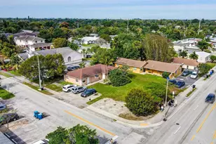 25 NW 11th St, Fort Lauderdale, FL 33311 - Photo 3