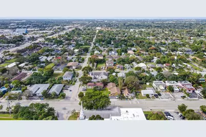 25 NW 11th Street, Fort Lauderdale, FL 33311 - Photo 17