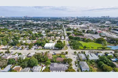 25 NW 11th Street, Fort Lauderdale, FL 33311 - Photo 15