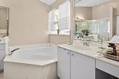 6358 Westchester Club Drive, Boynton Beach, FL 33437 - Photo 13