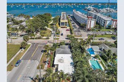 400 45th Street, West Palm Beach, FL 33407 - Photo 3