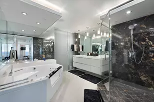 18671 Collins Ave, Sunny Isles Beach, FL 33160 - Photo 29