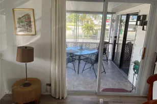 8610 SW 18th Ct, Davie, FL 33324 - Photo 9