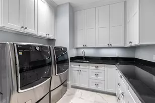 2317 Delmar Pl, Fort Lauderdale, FL 33301 - Photo 25
