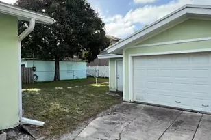 418 NE 4th St, Pompano Beach, FL 33060 - Photo 7