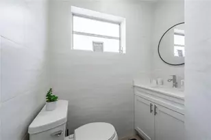 825 SW 14th St, Fort Lauderdale, FL 33315 - Photo 47