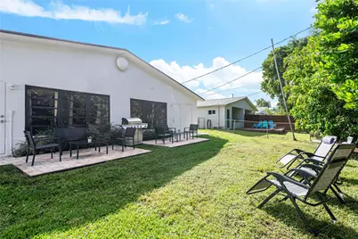 825 SW 14th Street, Fort Lauderdale, FL 33315 - Photo 55