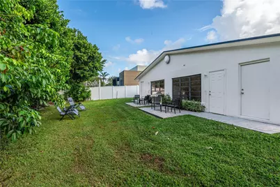 825 SW 14th Street, Fort Lauderdale, FL 33315 - Photo 49