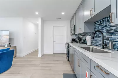 825 SW 14th Street, Fort Lauderdale, FL 33315 - Photo 11