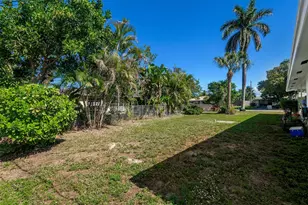 321 SE 1st Ave, Pompano Beach, FL 33060 - Photo 37