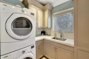 815 Idlewyld Dr, Fort Lauderdale, FL 33301 - Photo 35