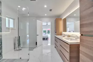 4030 Bayview Dr, Fort Lauderdale, FL 33308 - Photo 19