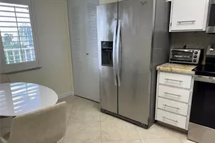 7260 Kinghurst Dr, Delray Beach, FL 33446 - Photo 5