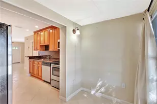 7290 NW 1st St, Margate, FL 33063 - Photo 5