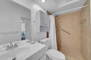 300 Golden Isles Dr, Hallandale Beach, FL 33009 - Photo 33