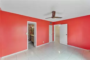 8205 NW 61st St, Tamarac, FL 33321 - Photo 15