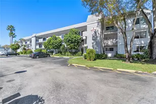 8205 NW 61st St, Tamarac, FL 33321 - Photo 33