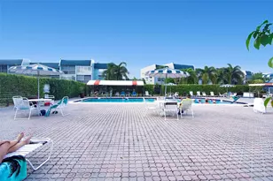 7837 Golf Cir Dr, Margate, FL 33063 - Photo 21