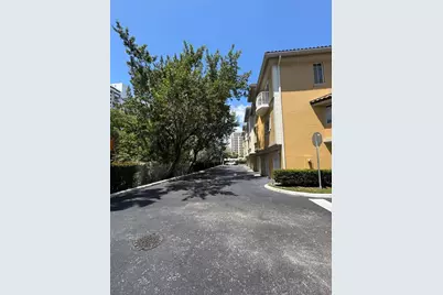 2710 NE 184th Terrace, Aventura, FL 33160 - Photo 49