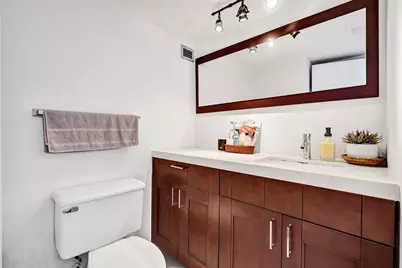 6770 Indian Creek Drive #10-R, Miami Beach, FL 33141 - Photo 11