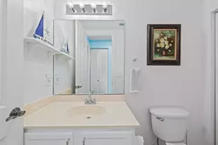 580 Pacific Grove Dr, West Palm Beach, FL 33401 - Photo 13