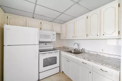 358 Dorset I #358, Boca Raton, FL 33434 - Photo 3