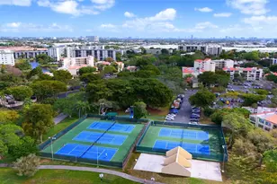 2311 S Cypress Bend Dr, Pompano Beach, FL 33069 - Photo 23