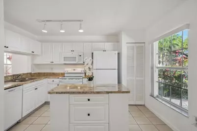 10845 NW 46th Drive, Pompano Beach, FL 33076 - Photo 11