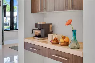 156 Fiesta Way, Fort Lauderdale, FL 33301 - Photo 11