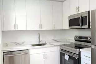 109 Harwood J Unit, Deerfield Beach, FL 33442 - Photo 3