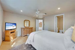 74 Nurmi Dr, Fort Lauderdale, FL 33301 - Photo 29