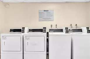 6061 N Falls Cir Dr, Lauderhill, FL 33319 - Photo 29